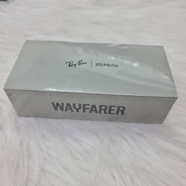 Rayban Meta Wayfarer (S50) Matte Black/Polar Gradient Graphite RW4006 Hover